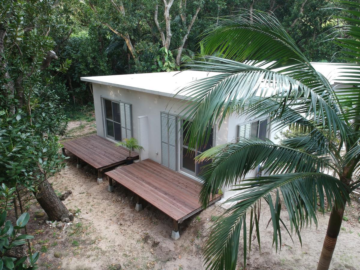 Kuganipi Beachside Inn Iriomote Urauchi Buitenkant foto